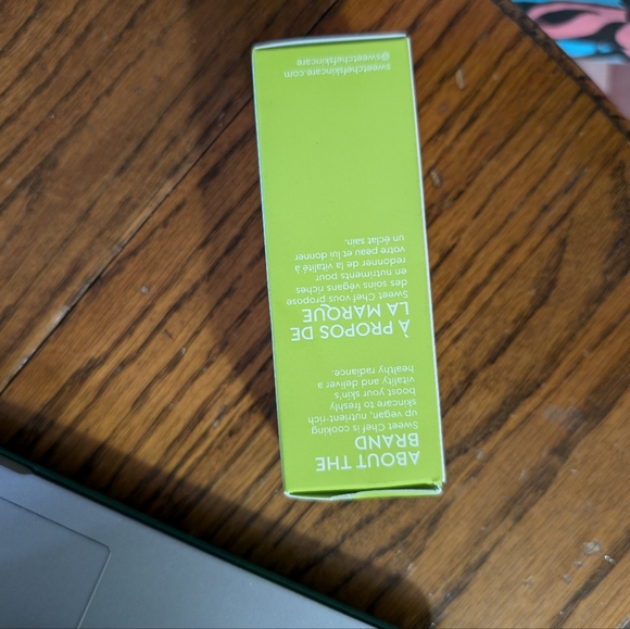 Sweet Chef Celery + Hyaluronic Acid Serum Shot 1fl.oz. 30mL - Picture 4 of 5